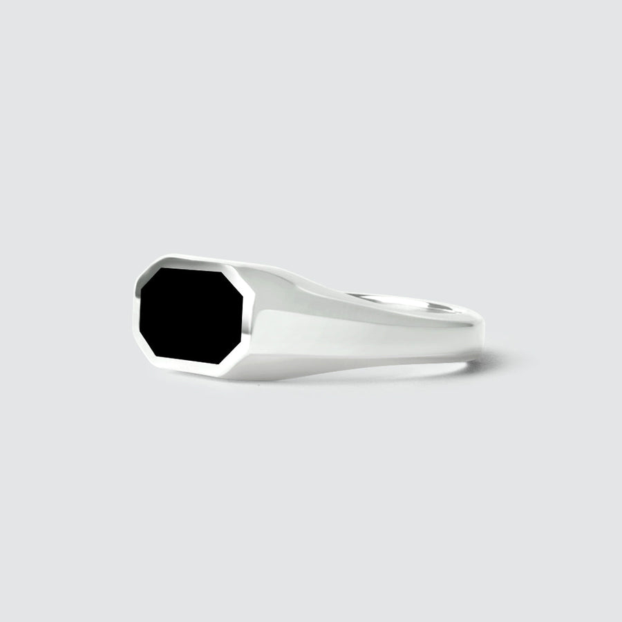 Aniq - Elegant Black Onyx Signet Ring 7mm