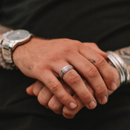 Hani - Sterling Silver Spinner Ring 7mm