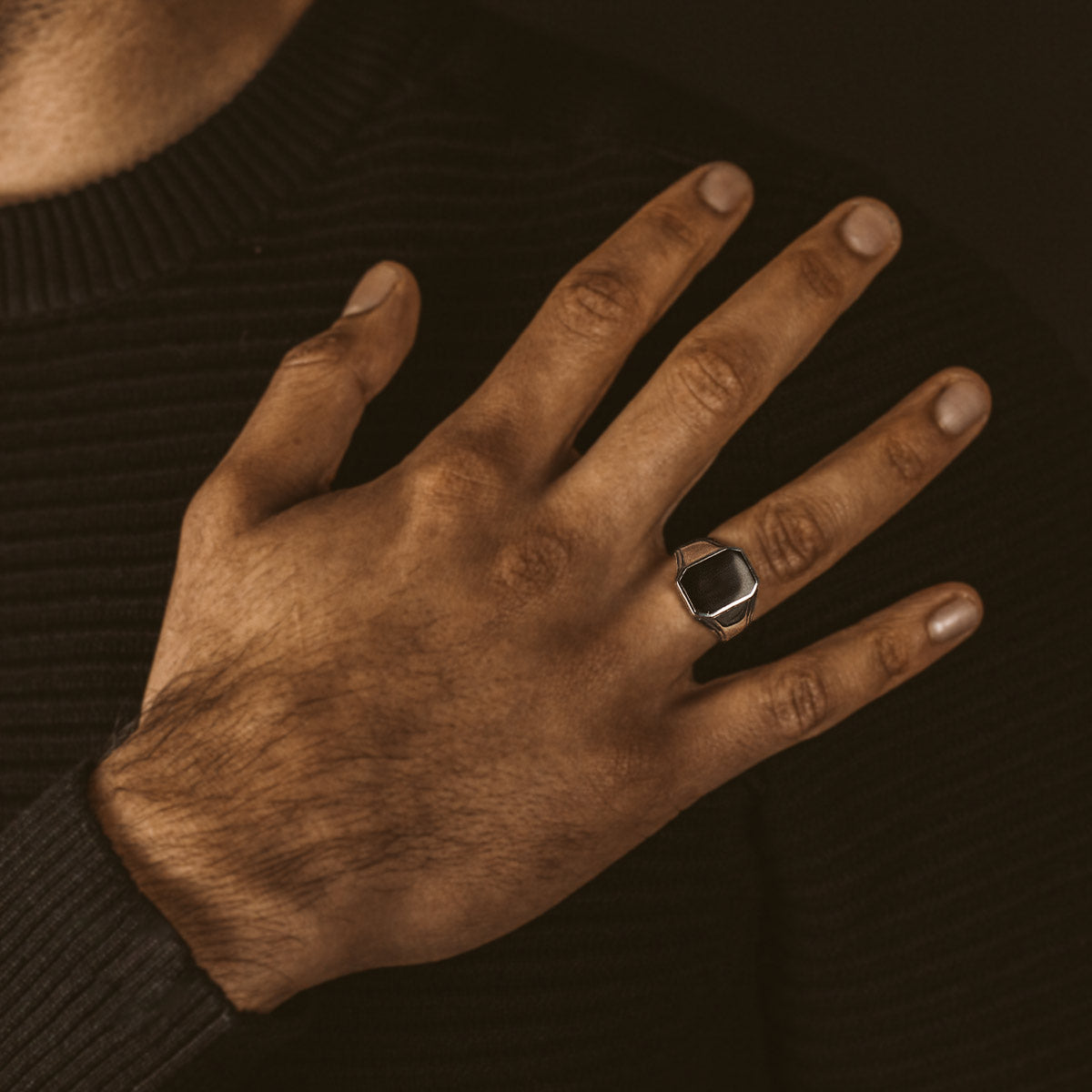 Baki - Black Onyx Signet Ring 17mm