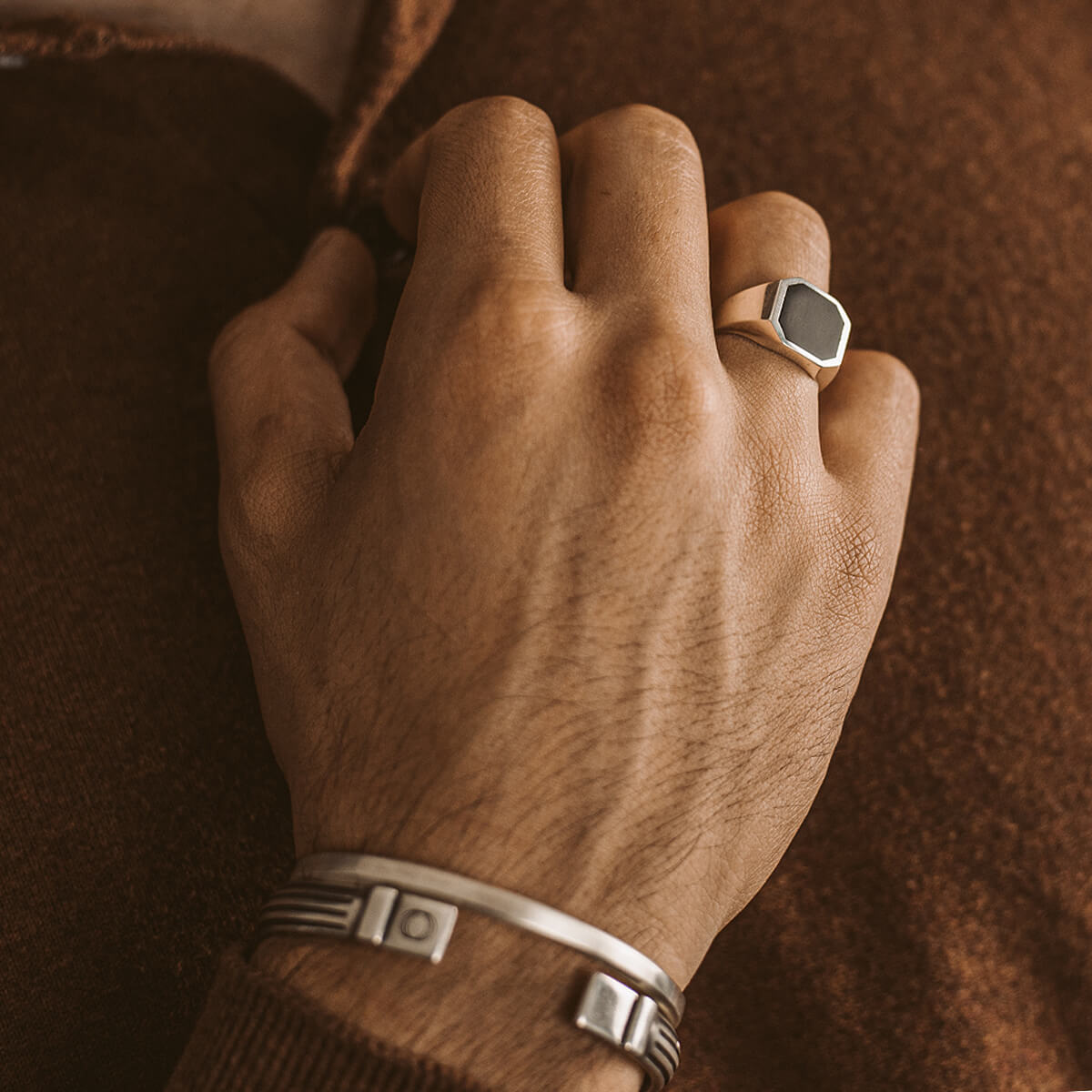 Naim - Black Onyx Signet Ring 13mm