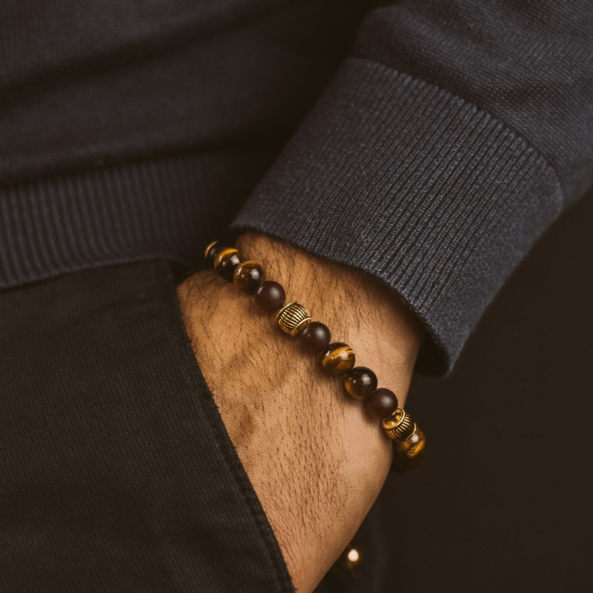 Kaliq - Adjustable Tiger Eye Beaded Bracelet in Gold 8mm