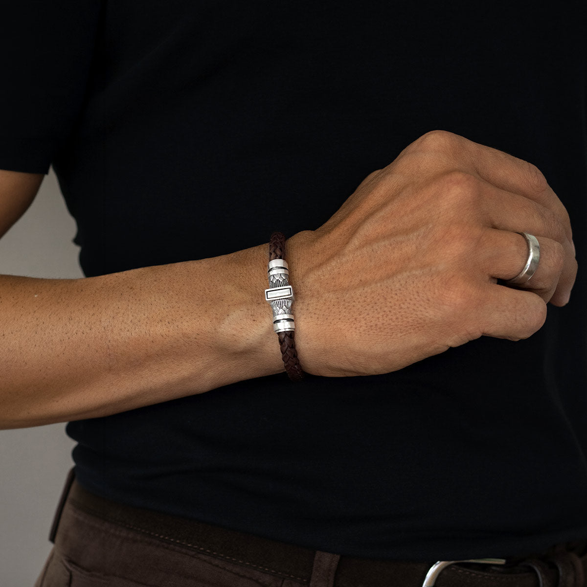 Muris - Genuine Dark Brown Leather Bracelet with Sterling Silver 8mm