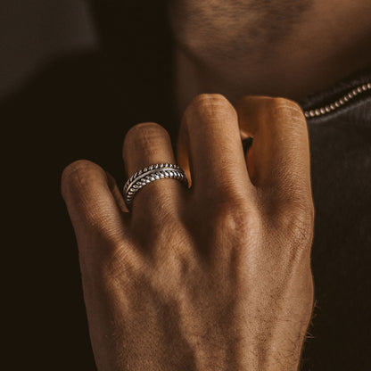 Zahir - Sterling Silver Feather Ring 6mm
