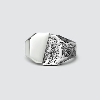 Tawasul - Split Silver Signet Ring 13mm
