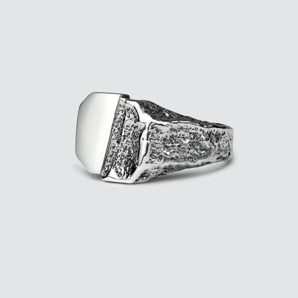 Tawasul - Split Silver Signet Ring 13mm